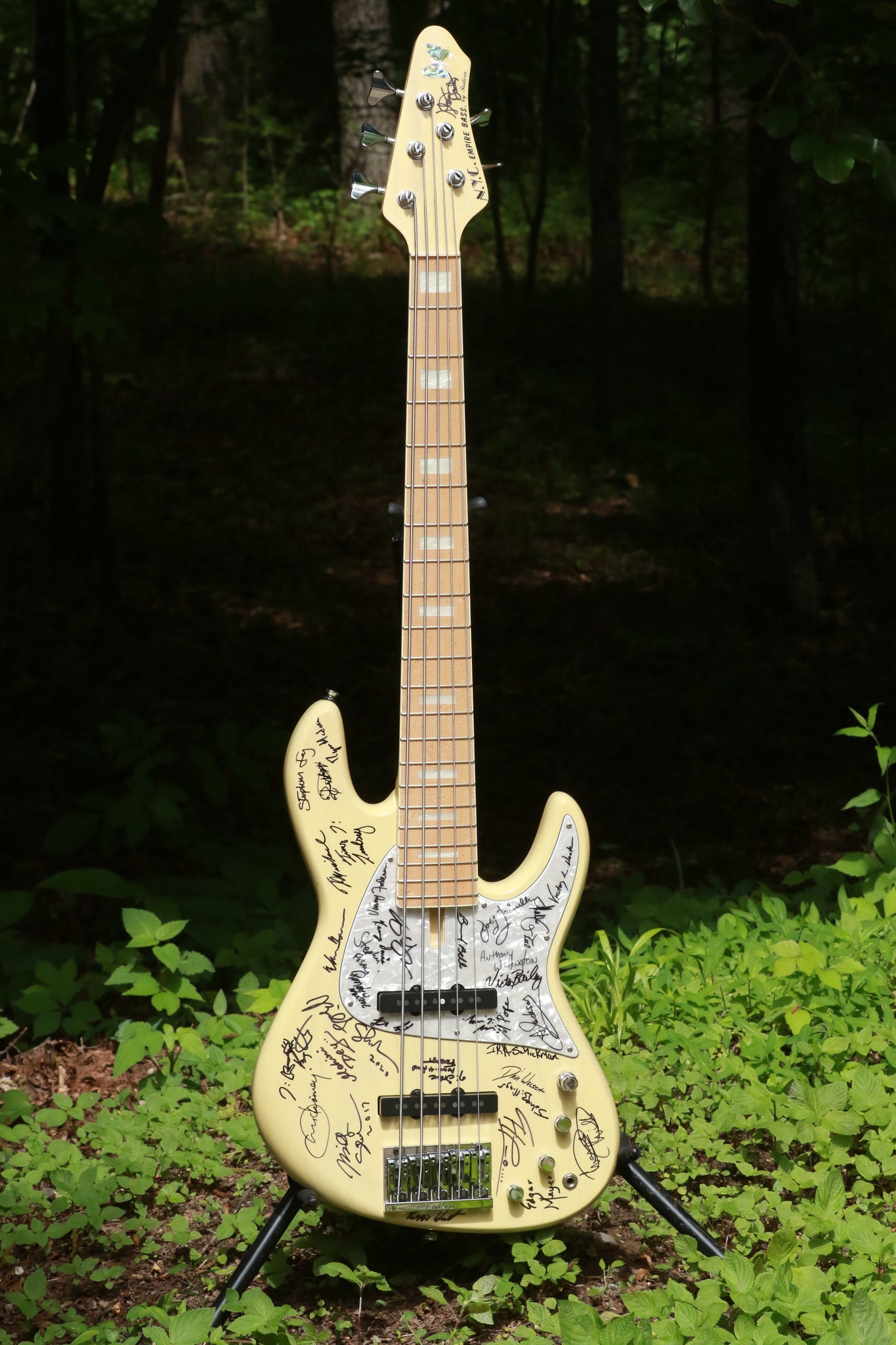 NYC Empire Bass by Fodera from Victor's Personal Collection- SIGNED BY OVER 30 ARTISTS!! ONE OF A KIND!